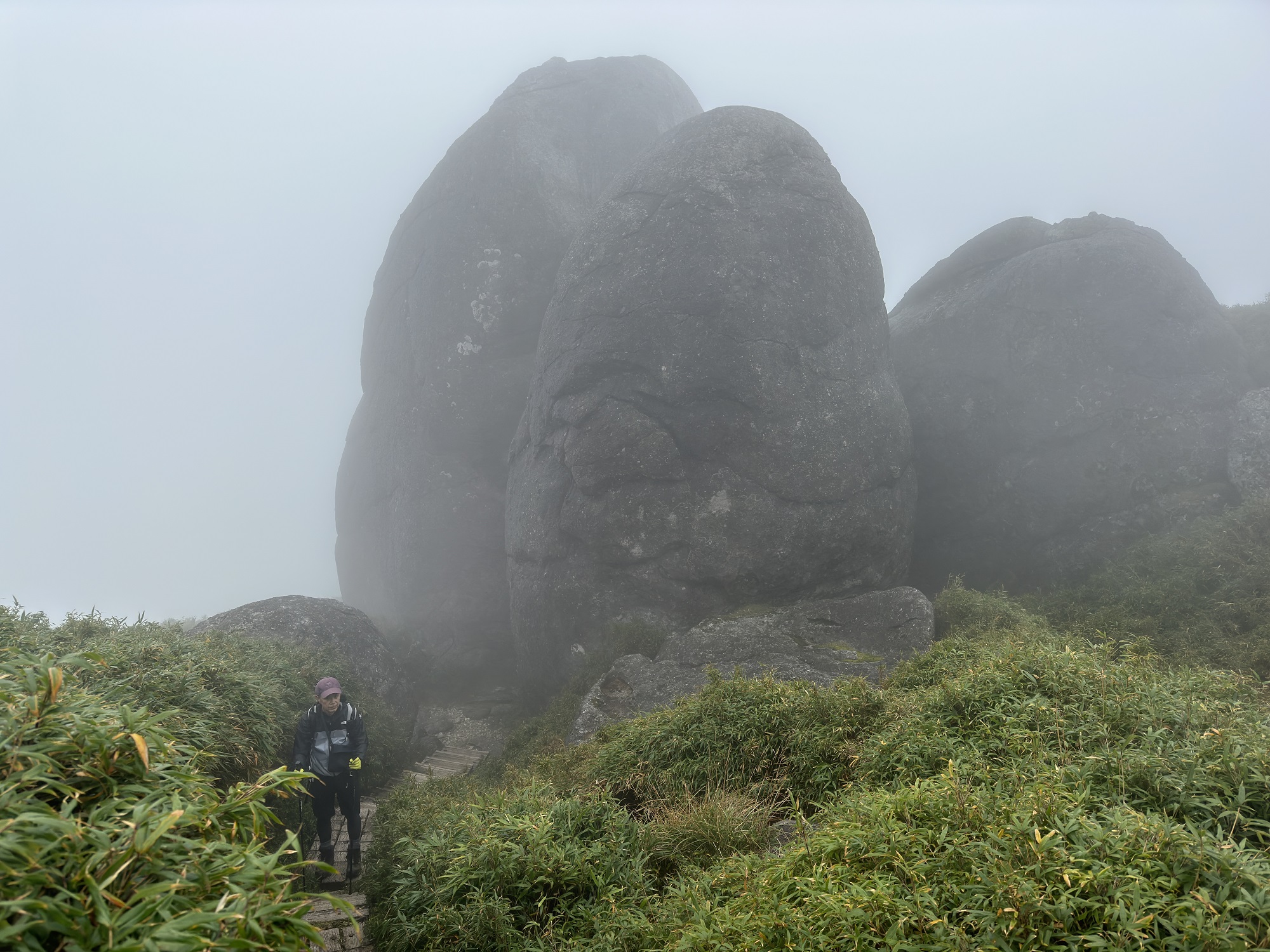 花崗岩の大岩