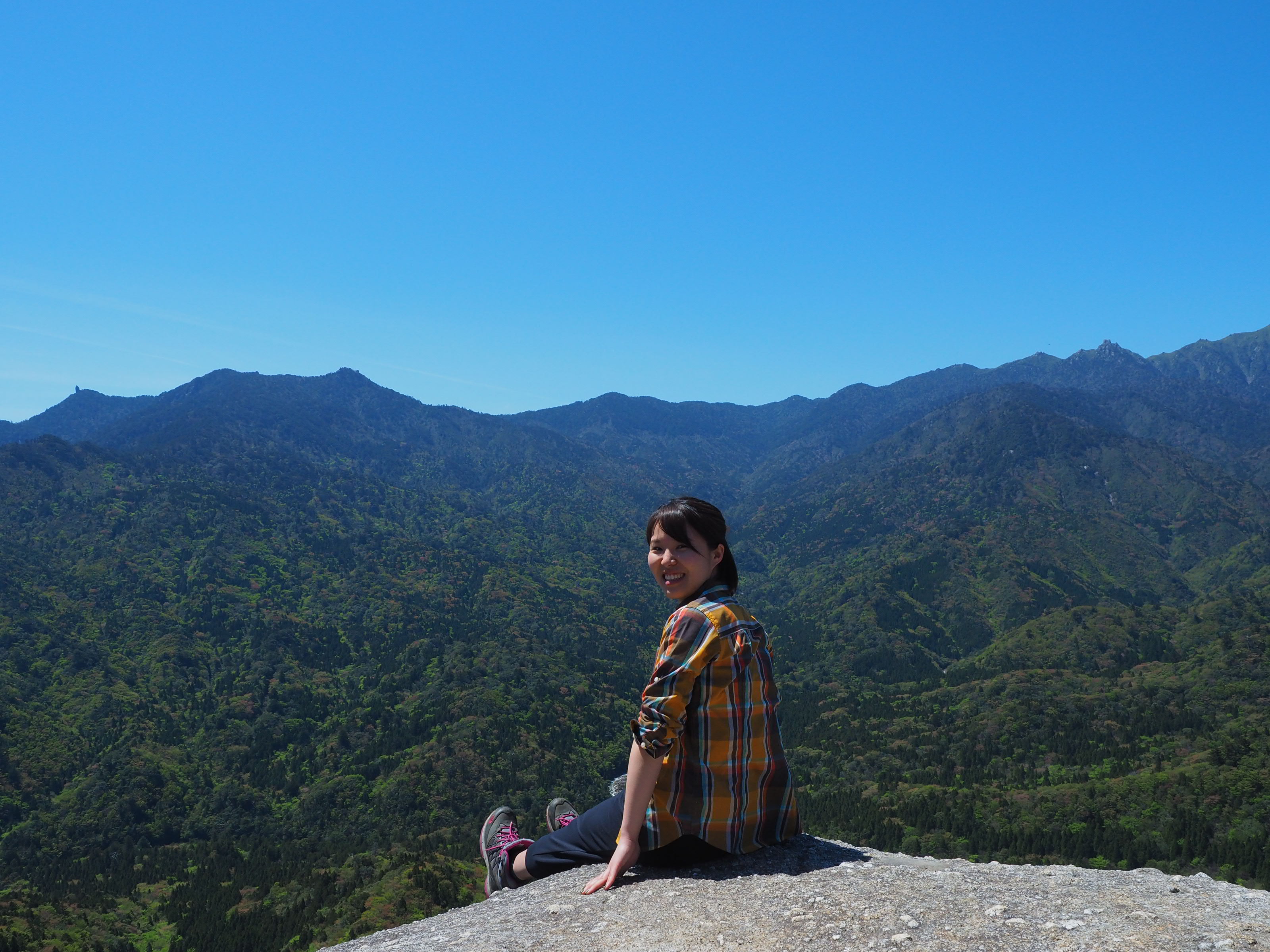 白谷雲水峡の太鼓岩からの眺め